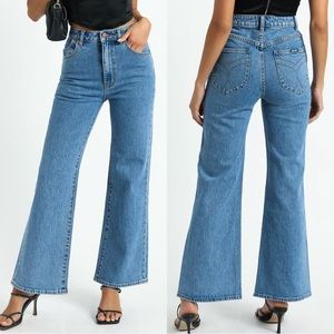 ROLLA’S Eastcoast  Crop Flare Jeans In Cindy Blue 24